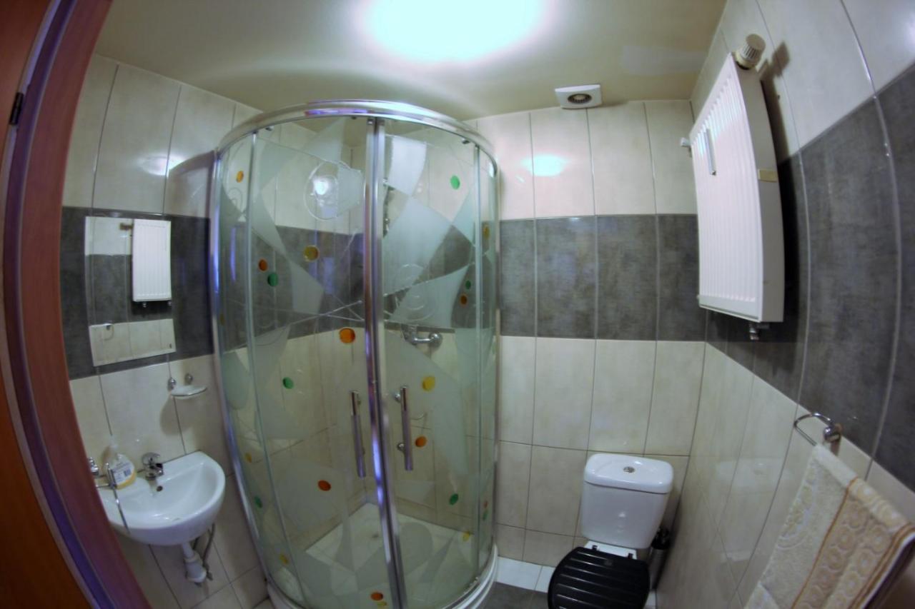 Gosciniec Glucholazy Zdroj Aparthotel Exterior foto